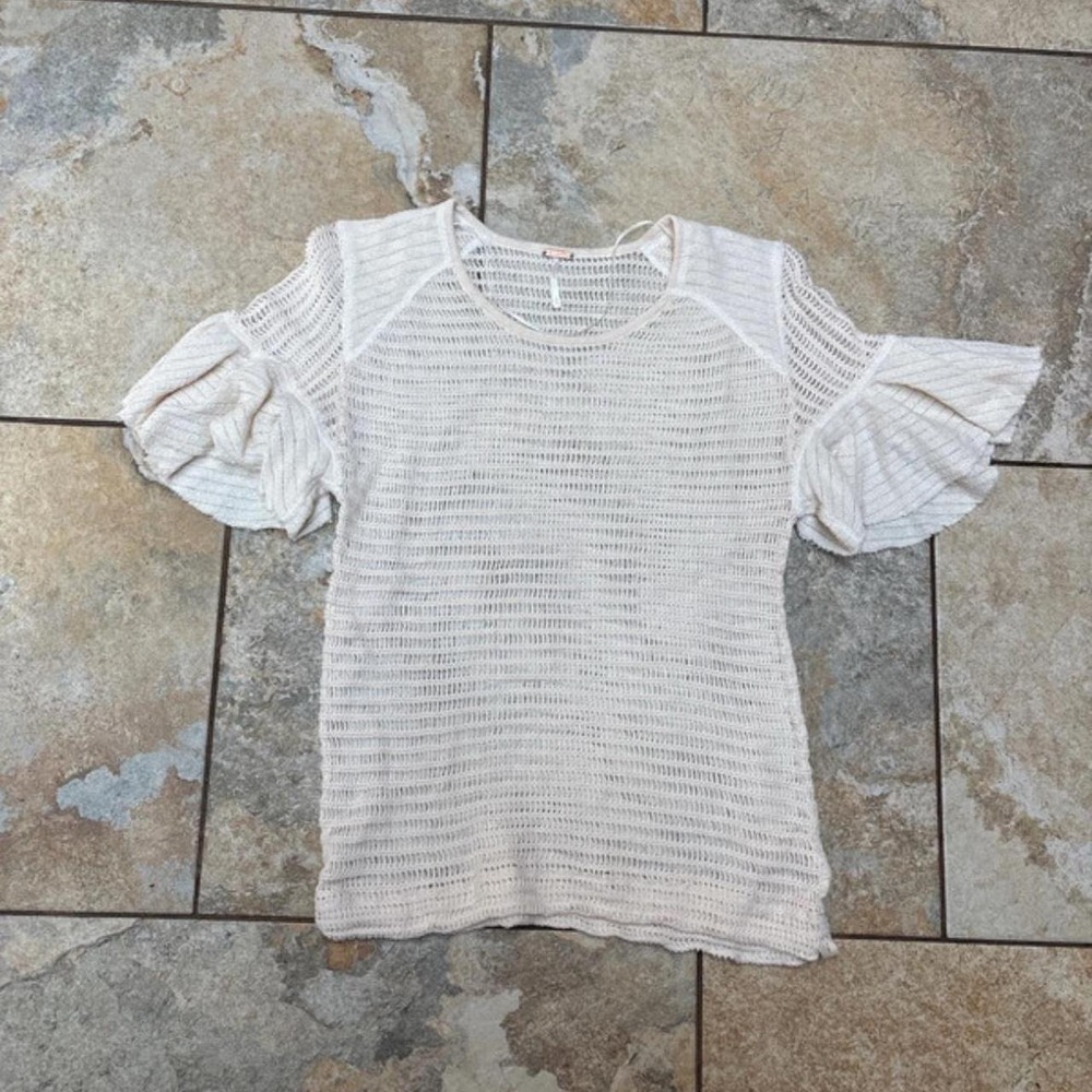 Free People Coastal Beachy Knit Ruffle Sleeve Flowy Top Cream Ivory Large NWOT